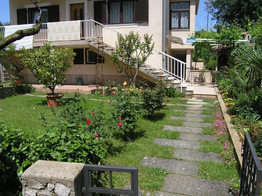 Apartments Ines Krk Town Zewnętrze zdjęcie